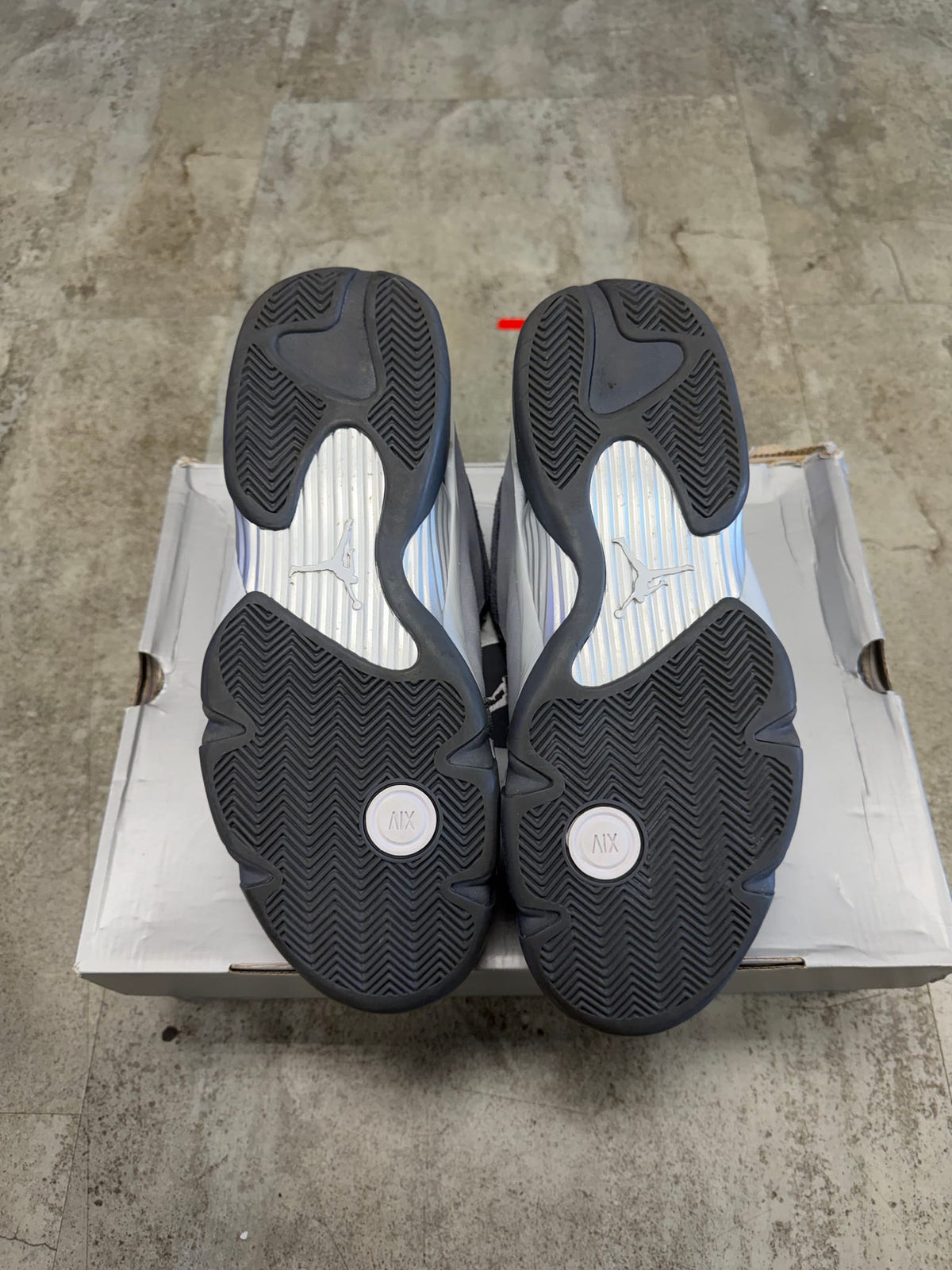 Jordan 14 Retro Flint Grey