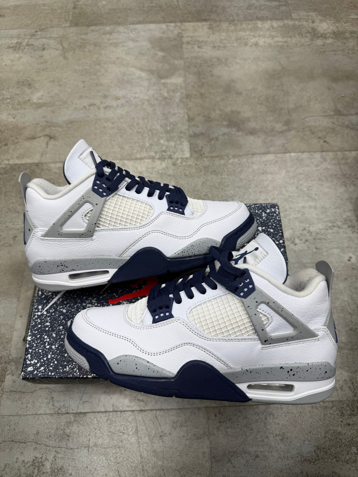 Jordan 4 Retro Midnight Navy