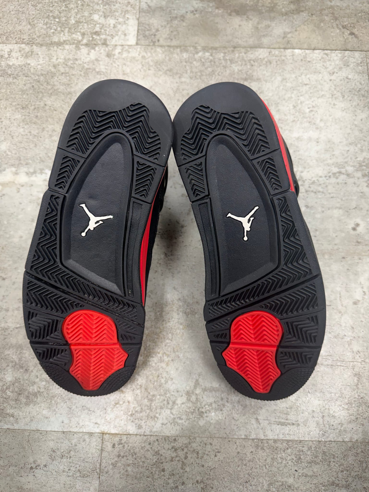 Jordan 4 Retro Red Thunder
